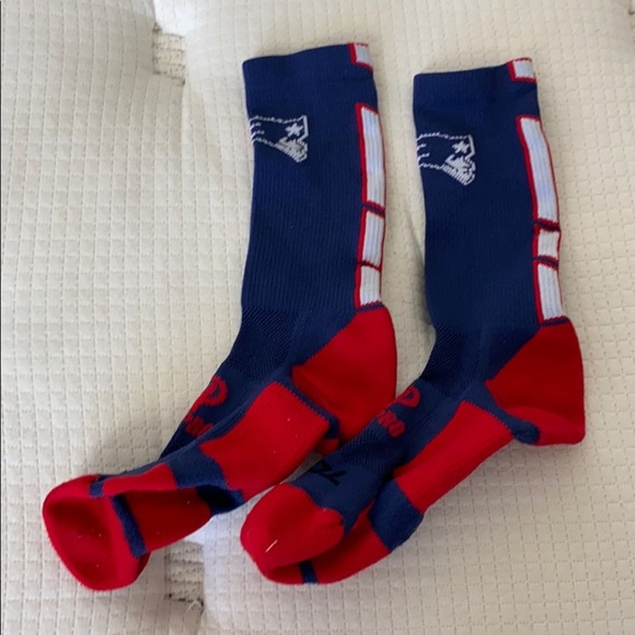 2pcs Men Nike and Patriots Sportswear Socks M - Picture 3 of 3